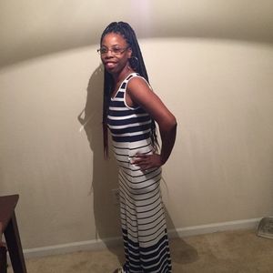 Meet your Posher, Laterica